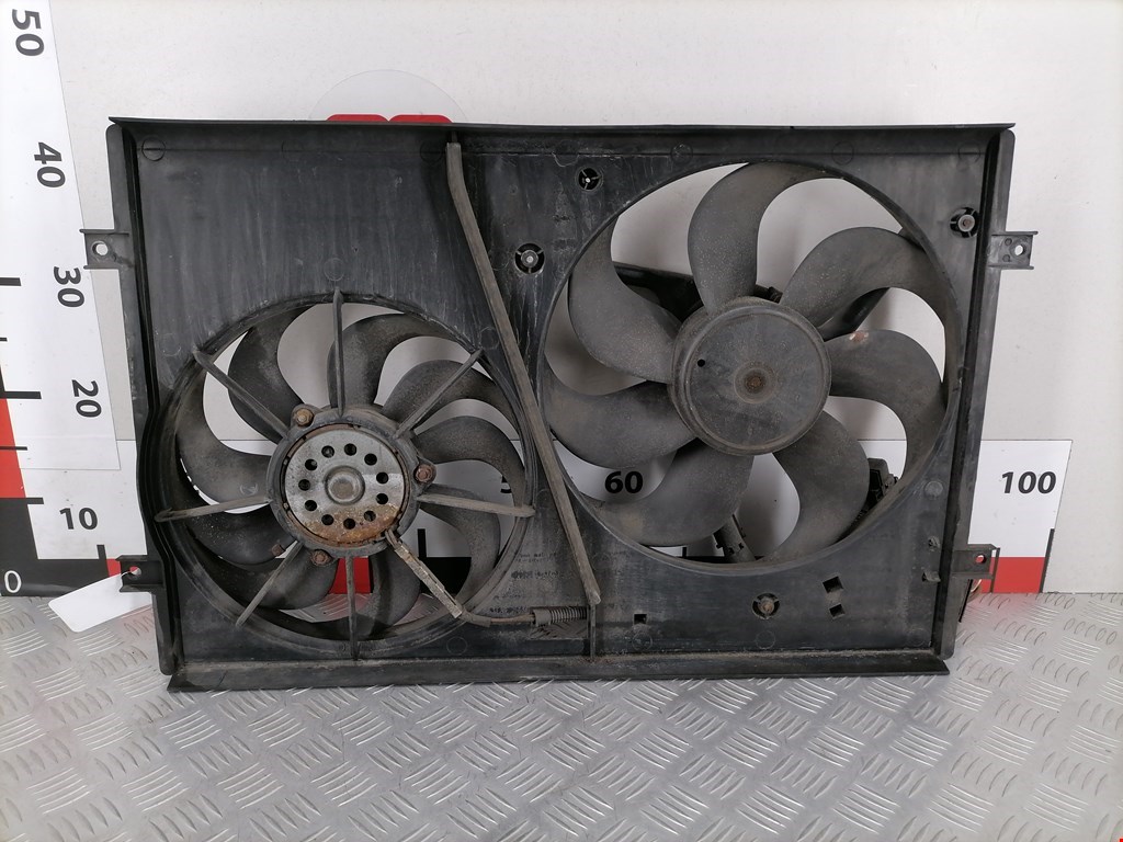 Вентилятор радиатора основного VOLKSWAGEN Polo IV 2001-2009