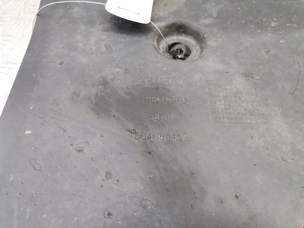 Локер (подкрылок) передний левый IVECO EuroCargo II 2003-2008