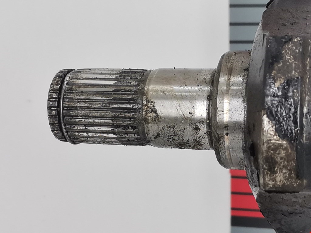 Полуось (привод, приводной вал) передняя правая HYUNDAI i40 2011-2019