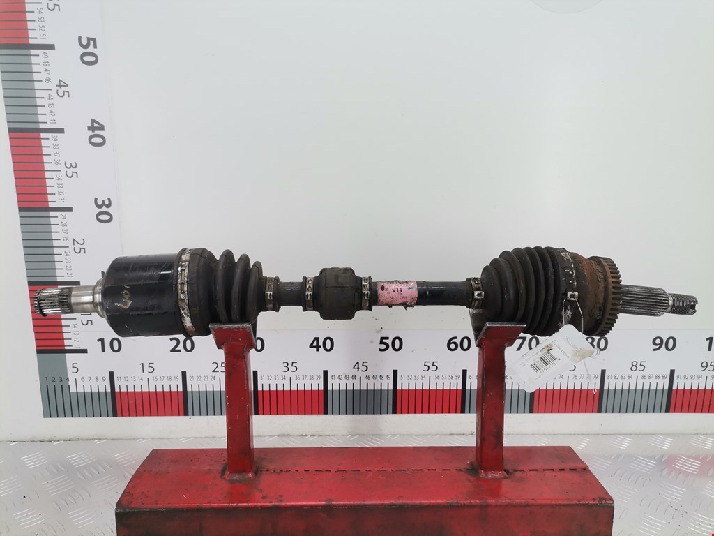 Полуось (привод, приводной вал) передняя левая HYUNDAI i40 2011-2019