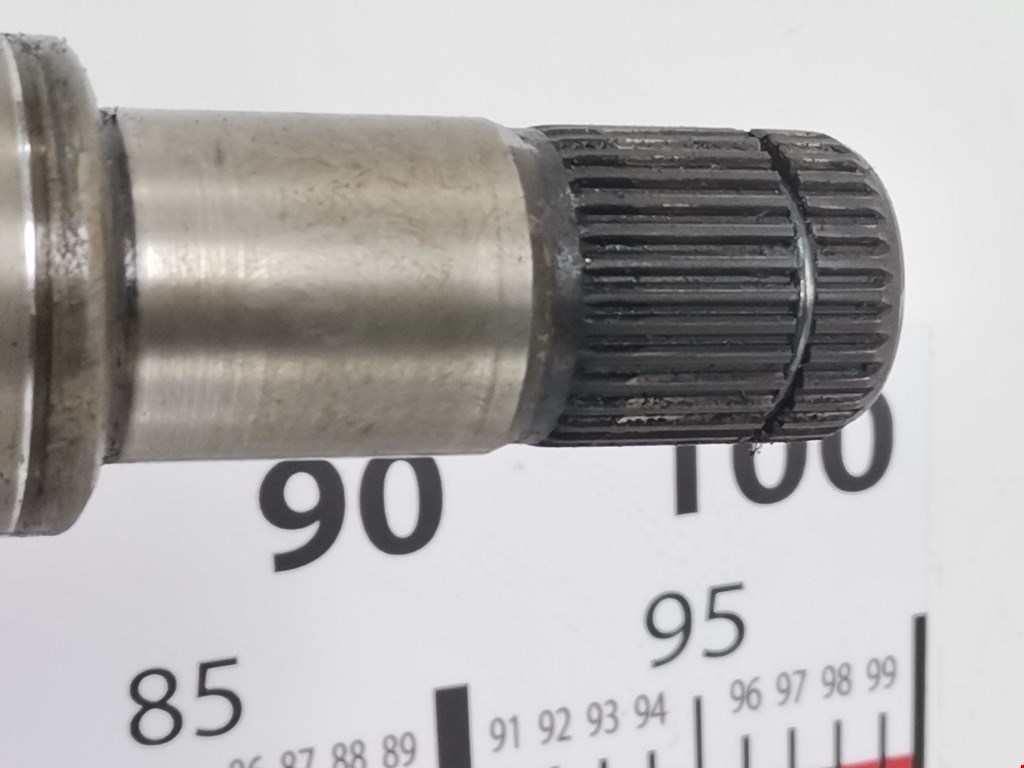 Полуось (привод, приводной вал) задняя правая BMW 5er 5 серия F10/F11/F07 2009-2017