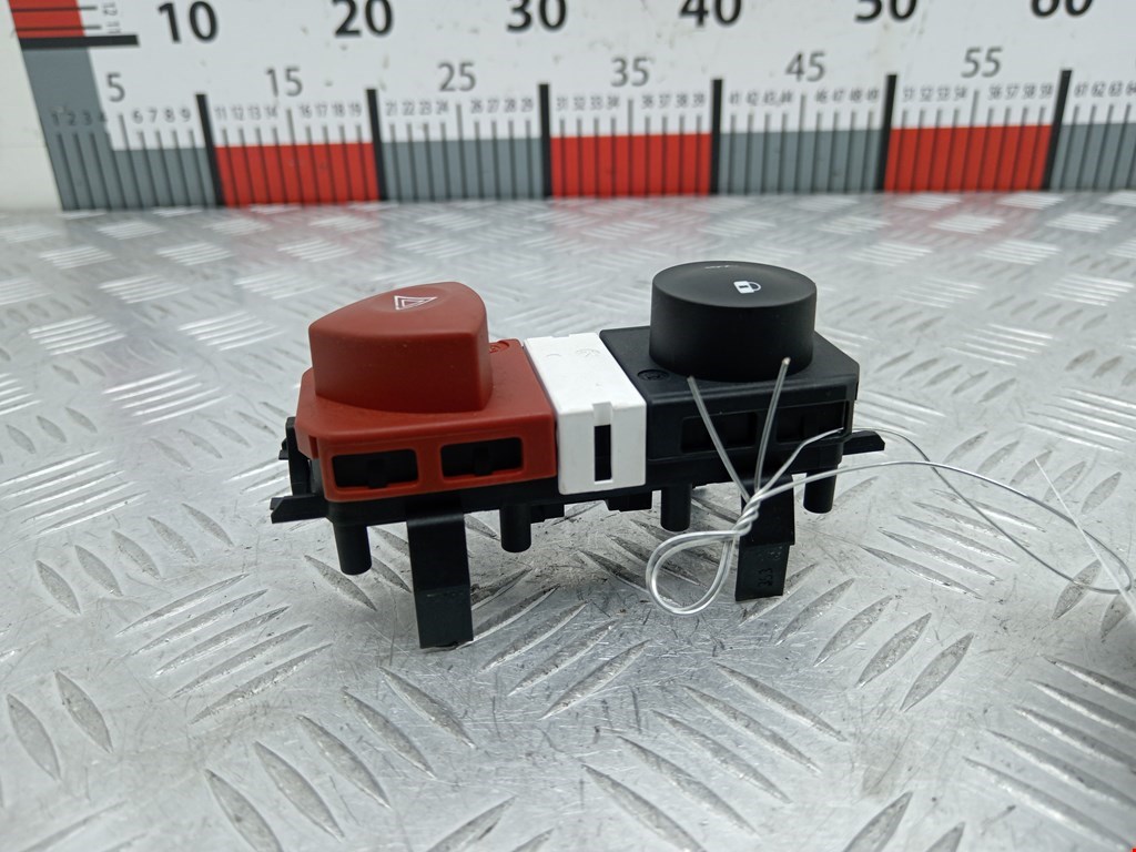 Кнопка аварийной сигнализации (аварийки) RENAULT Scenic II 2003-2010