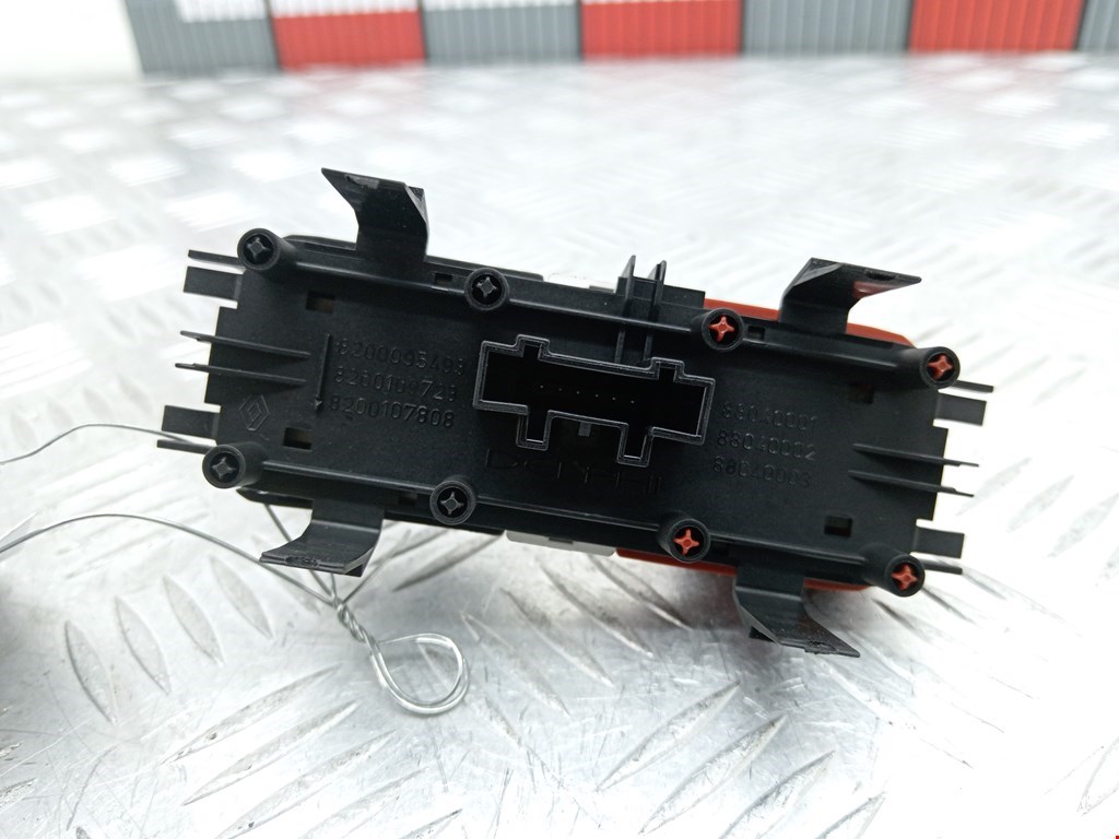 Кнопка аварийной сигнализации (аварийки) RENAULT Scenic II 2003-2010