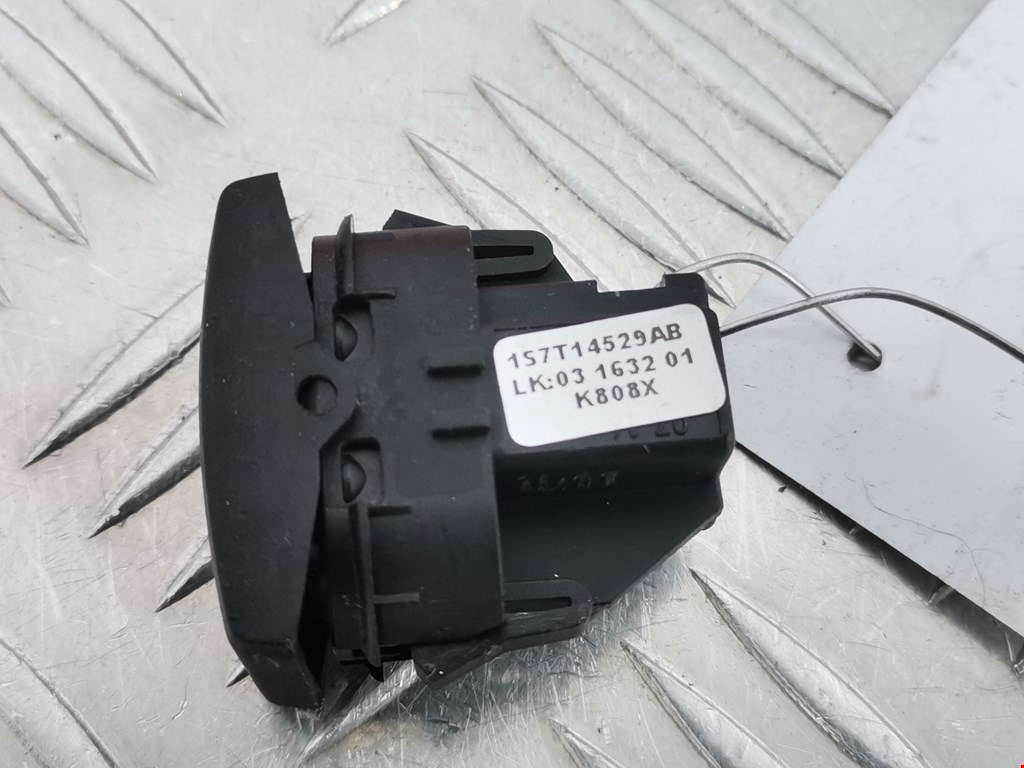 Кнопка стеклоподъемника FORD Mondeo III 2000-2007