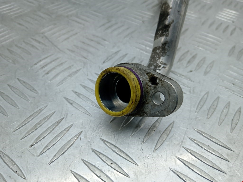 Трубка кондиционера BMW 5er 5 серия F10/F11/F07 2009-2017