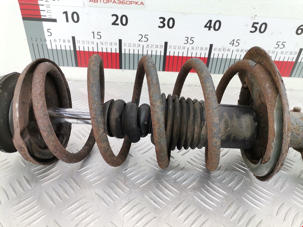 Амортизатор передний левый RENAULT Duster 2011-2021