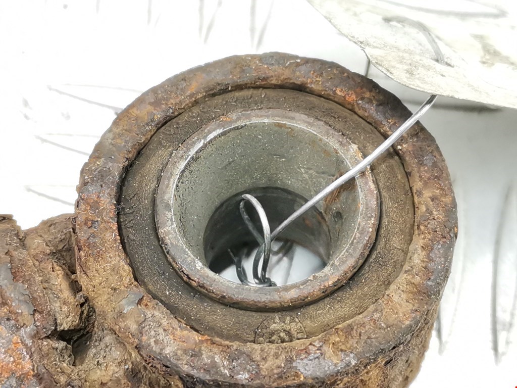 Амортизатор задний левый SUZUKI Splash 2008-2015