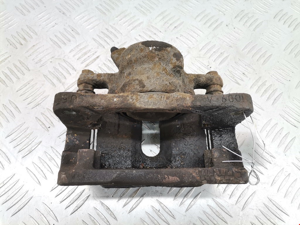 Суппорт передний левый SUZUKI Splash 2008-2015