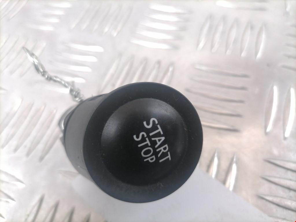 Кнопка старт-стоп (запуска двигателя) Renault Megane 2 (2002-2009)