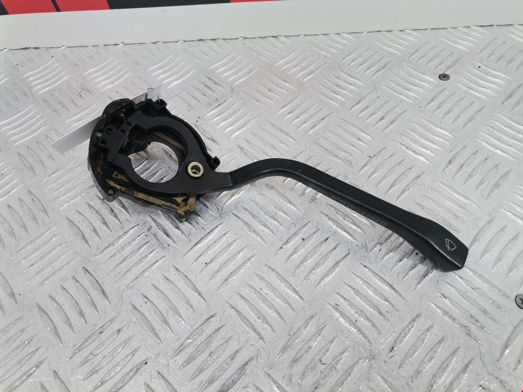 Переключатель стеклоочистителя VOLKSWAGEN Passat B2 1980-1988