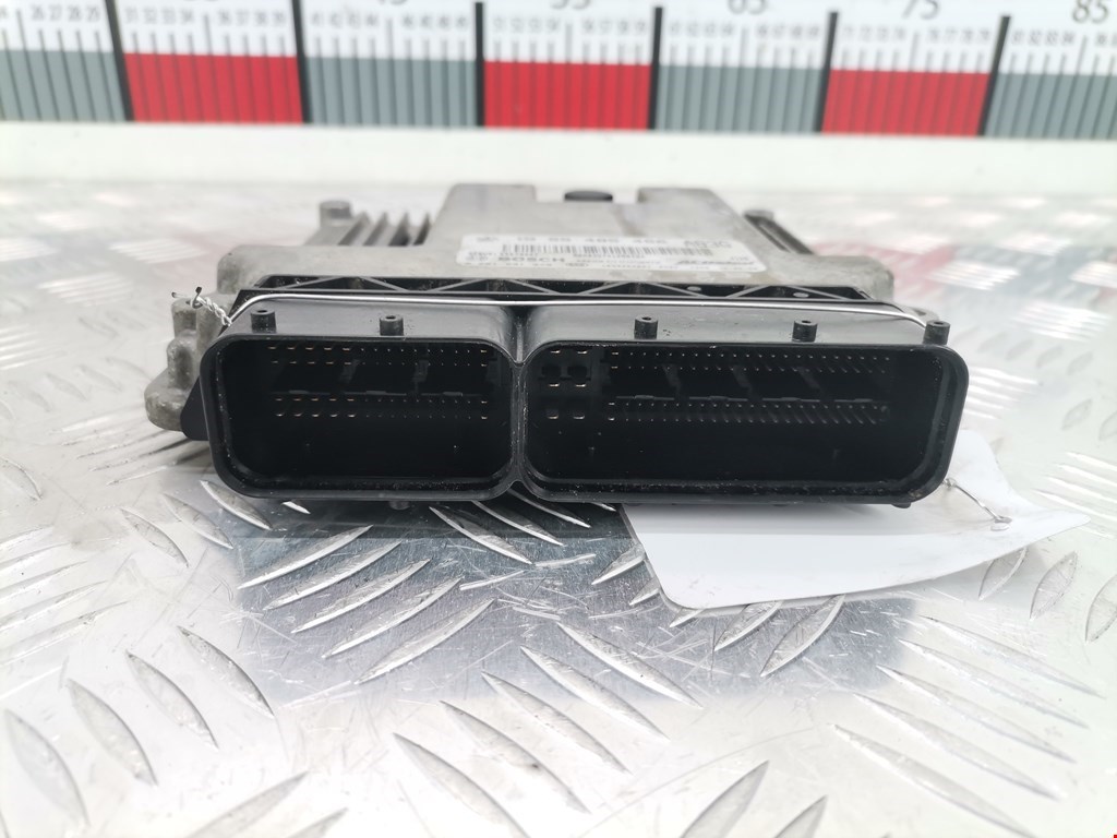 Блок управления двигателя (ЭБУ) OPEL Zafira C 2012-2019