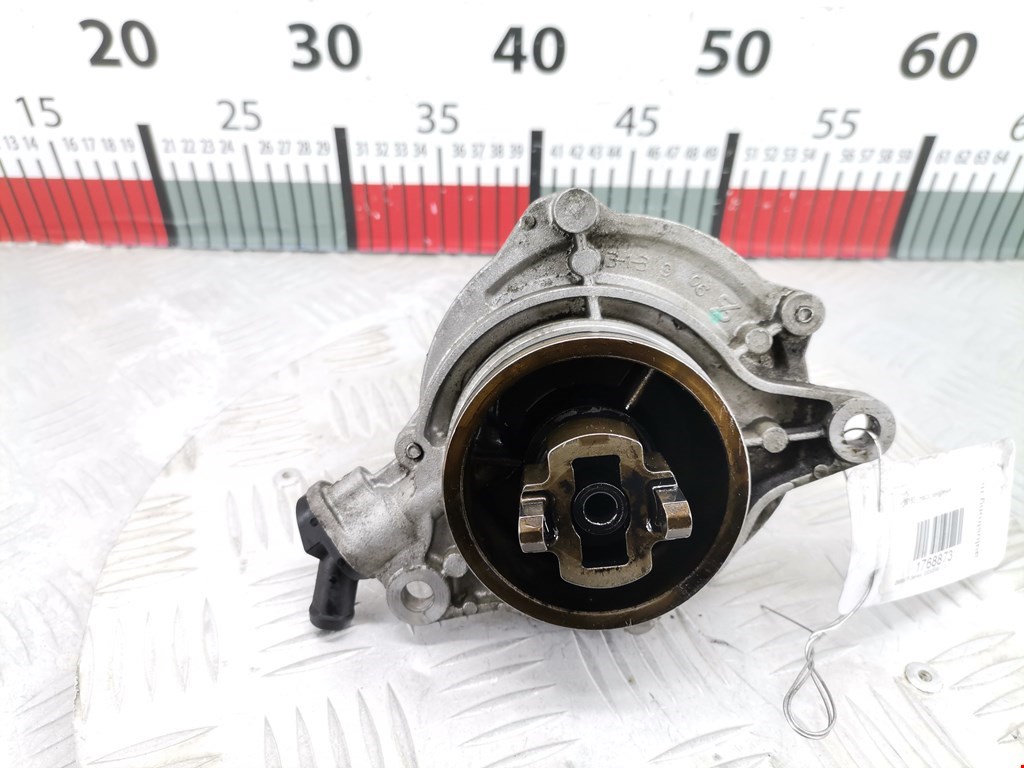 Насос вакуумный BMW 7-Series (E65/E66) (2001-2008)