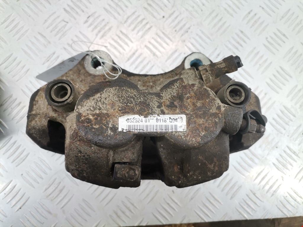 Суппорт передний правый MERCEDES-BENZ M-Class W164 ML 2005-2011