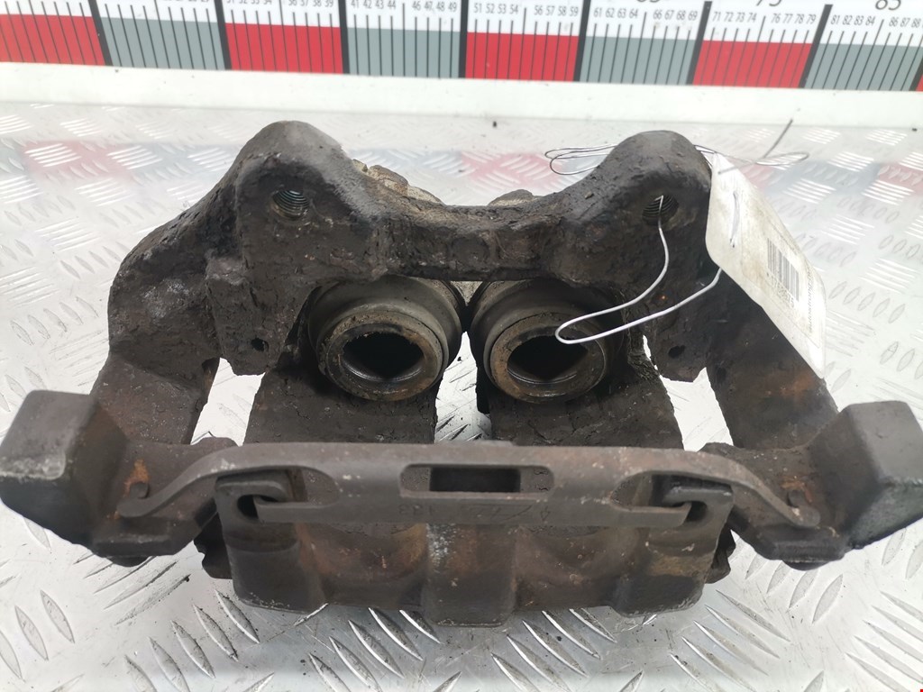 Суппорт передний правый MERCEDES-BENZ M-Class W164 ML 2005-2011