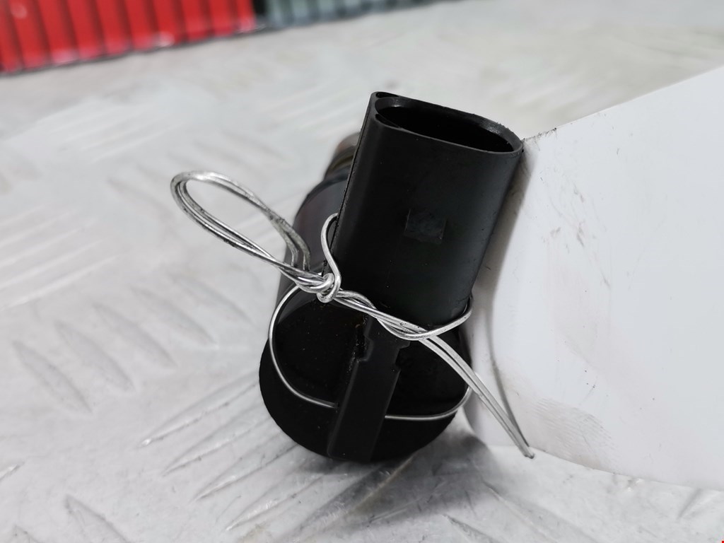 Клапан электромагнитный VOLKSWAGEN Touran 2003-2010