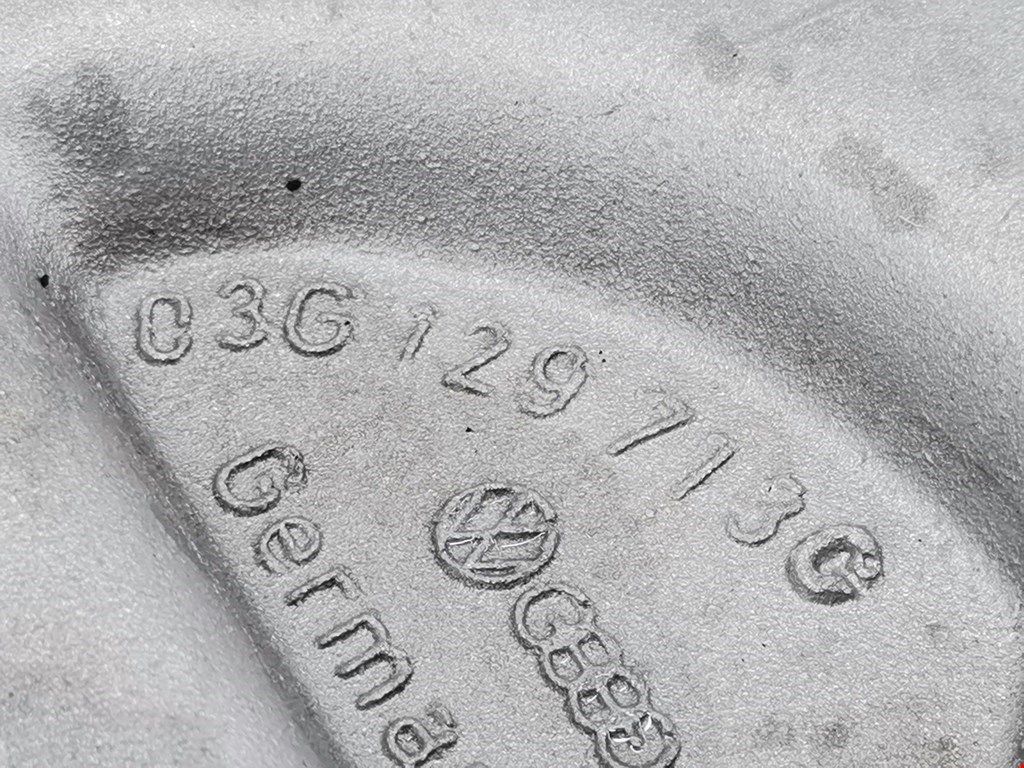 Коллектор впускной VOLKSWAGEN Touran 2003-2010