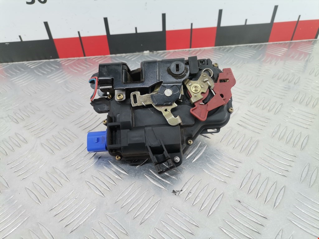 Замок двери задней левой SKODA Fabia MK1 1999-2006