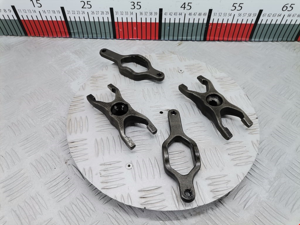 Кронштейн форсунки RENAULT Espace 2003-2014