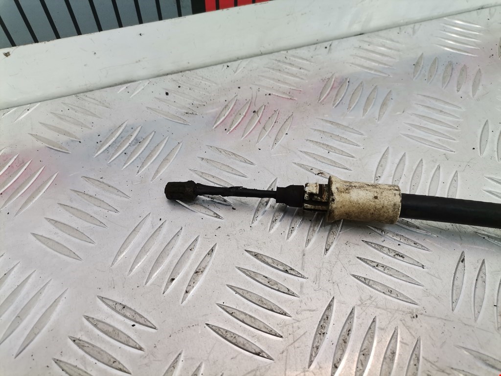 Трос стояночного тормоза левый/правый FORD Kuga 2008-2012