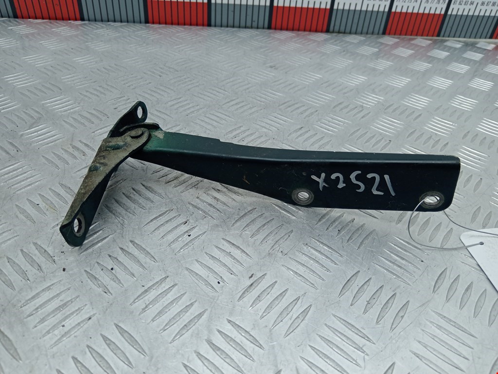 Петля капота левая/правая SUBARU Impreza 1992-2000