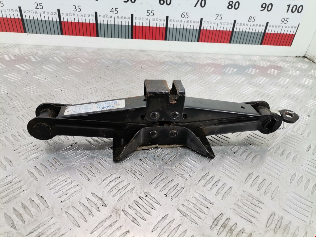 Домкрат SUBARU Impreza 1992-2000