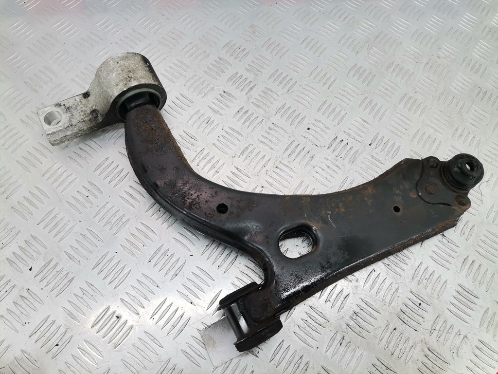 Рычаг передний левый FORD Fiesta 2001-2008