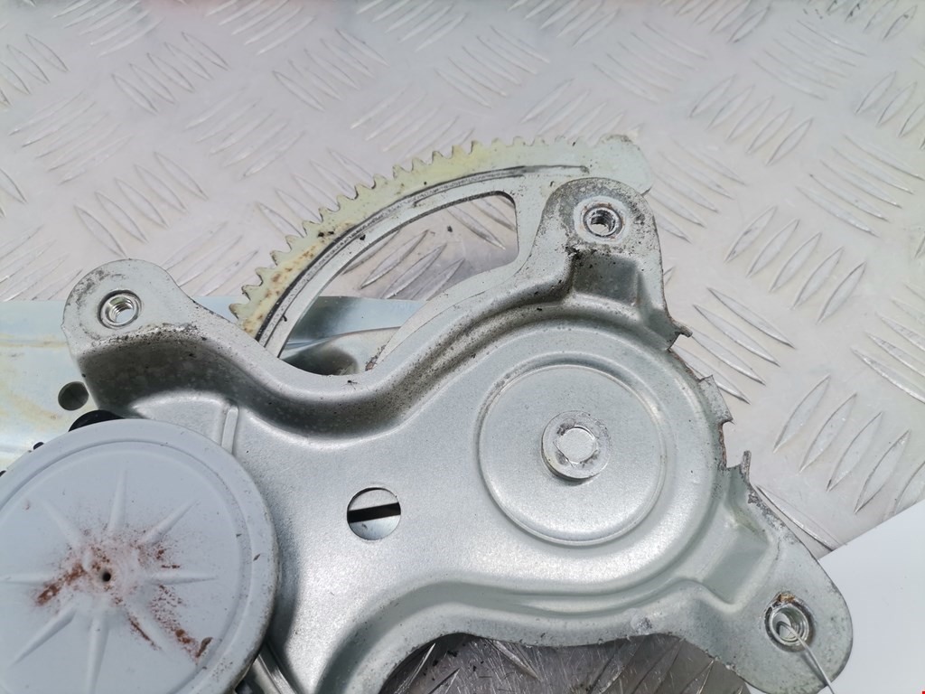 Стеклоподъемник задний правый TOYOTA RAV 4 XA30 2006-2012
