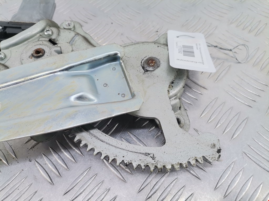 Стеклоподъемник задний правый TOYOTA RAV 4 XA30 2006-2012