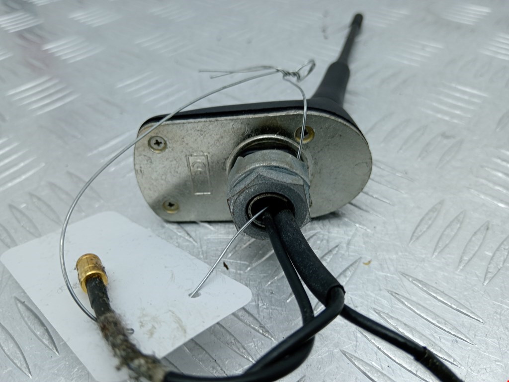 Антенна BMW 5er 5 серия F10/F11/F07 2009-2017