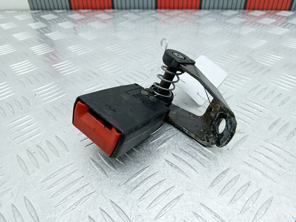 Замок ремня безопасности (преднатяжитель ремня безопасности) BMW X3 (E83) (2003-2010)