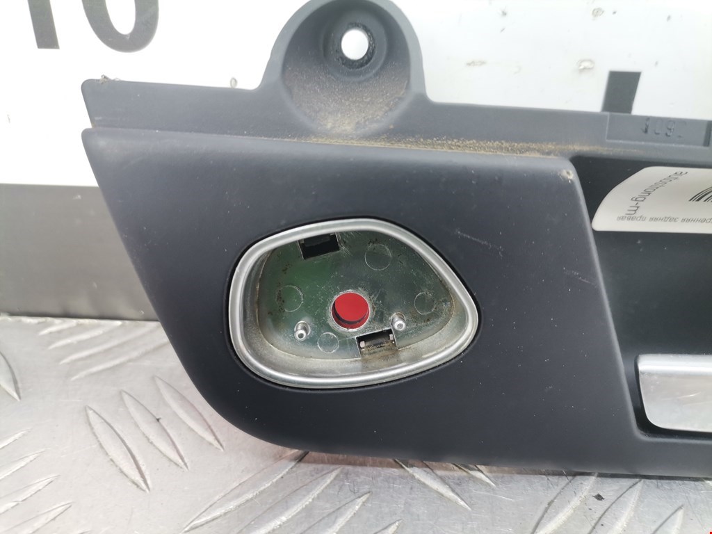 Ручка дверная задняя внутренняя правая AUDI A4 B6 2001-2005