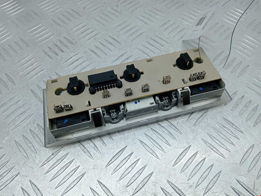 Плафон салонный (салона фонарь) BMW 7er 7 серия E65/E66 2001-2008