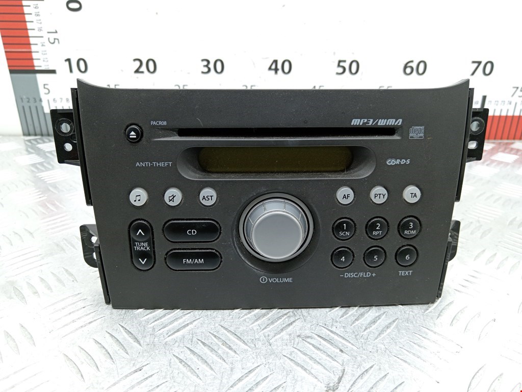 Магнитола SUZUKI Splash 2008-2015