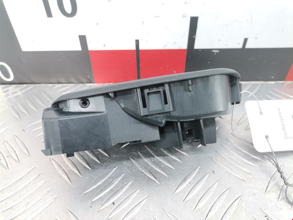 Ручка дверная задняя внутренняя левая FORD Fiesta 2008-2012