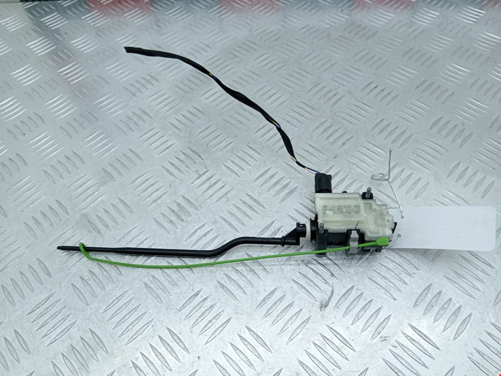 Активатор замка бензобака BMW 5er 5 серия F10/F11/F07 2009-2017