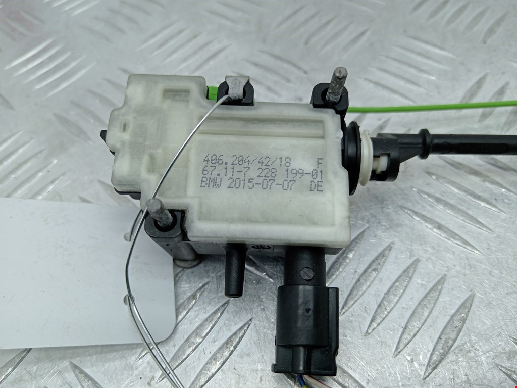 Активатор замка бензобака BMW 5er 5 серия F10/F11/F07 2009-2017