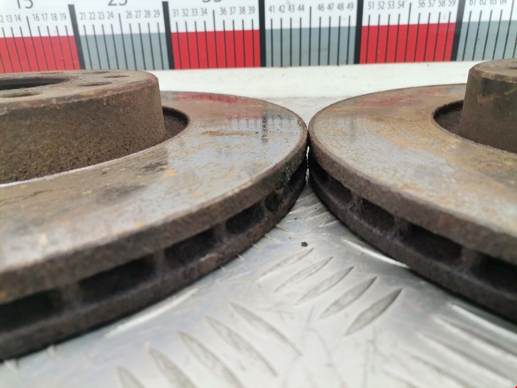 Диск тормозной передний AUDI A3 8P 2003-2013