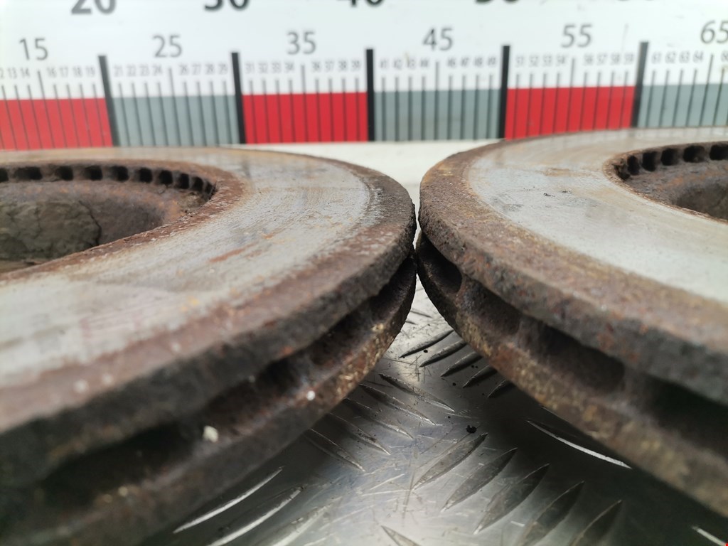 Диск тормозной передний AUDI A3 8P 2003-2013