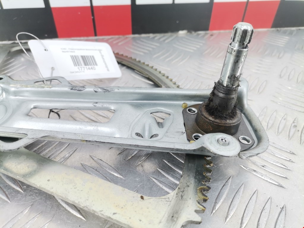 Стеклоподъемник задний левый OPEL Zafira A 1999-2005