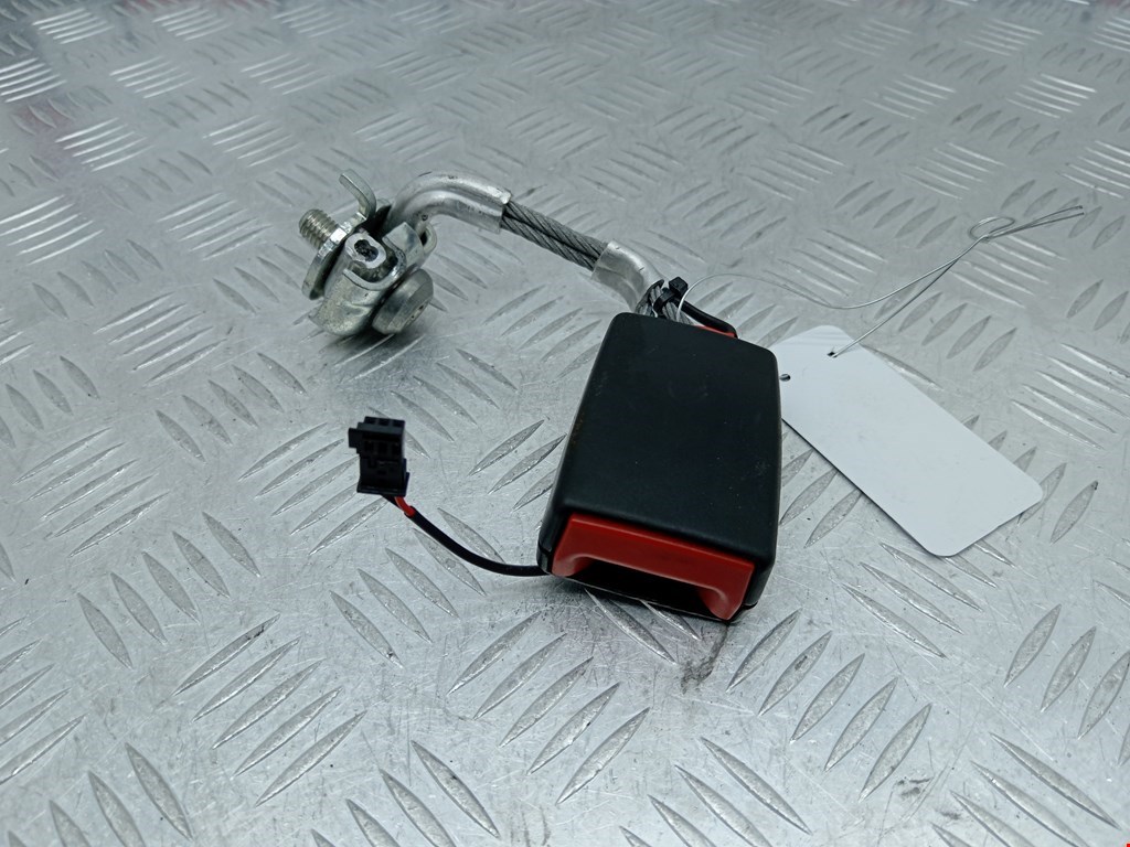 Замок ремня безопасности (преднатяжитель ремня безопасности) BMW 5-Series (F07/F10/F11/F18) (2009-2017)