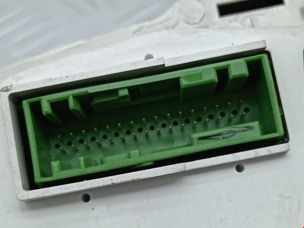 Панель приборов (щиток) LAND ROVER Range Rover Sport 2005-2013