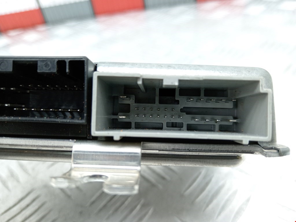 Блок управления стеклоподъемниками LAND ROVER Range Rover Sport 2005-2013