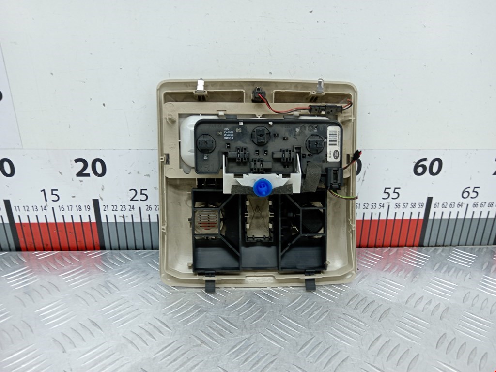 Плафон салонный (салона фонарь) LAND ROVER Range Rover Sport 2005-2013