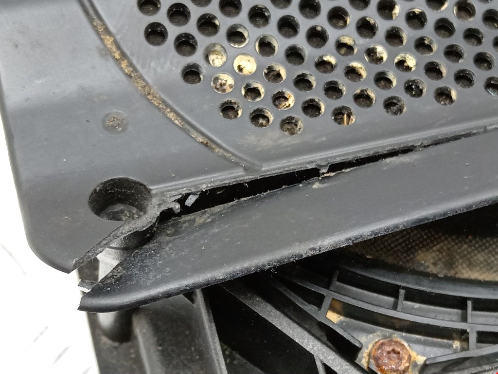 Сабвуфер BMW 5er 5 серия F10/F11/F07 2009-2017