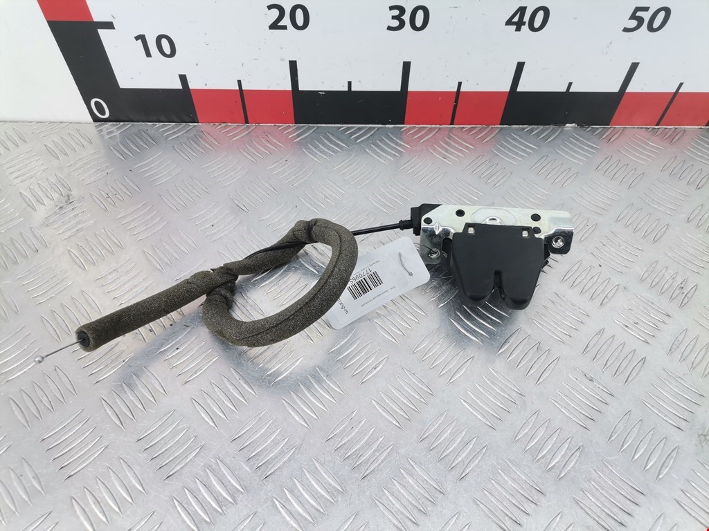 Замок багажника (крышки двери) MERCEDES-BENZ C-Class C-klasse W204 2007-2015