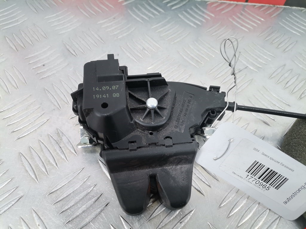 Замок багажника (крышки двери) MERCEDES-BENZ C-Class C-klasse W204 2007-2015