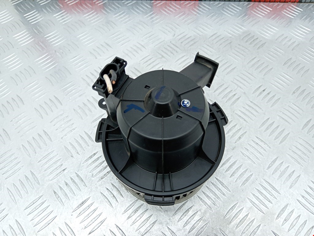 Моторчик (мотор) отопителя салона DACIA Duster Duster I 2010-2017