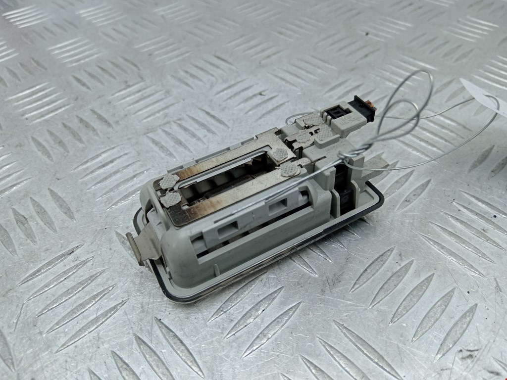 Плафон салонный (салона фонарь) BMW X3 E83 2003-2010