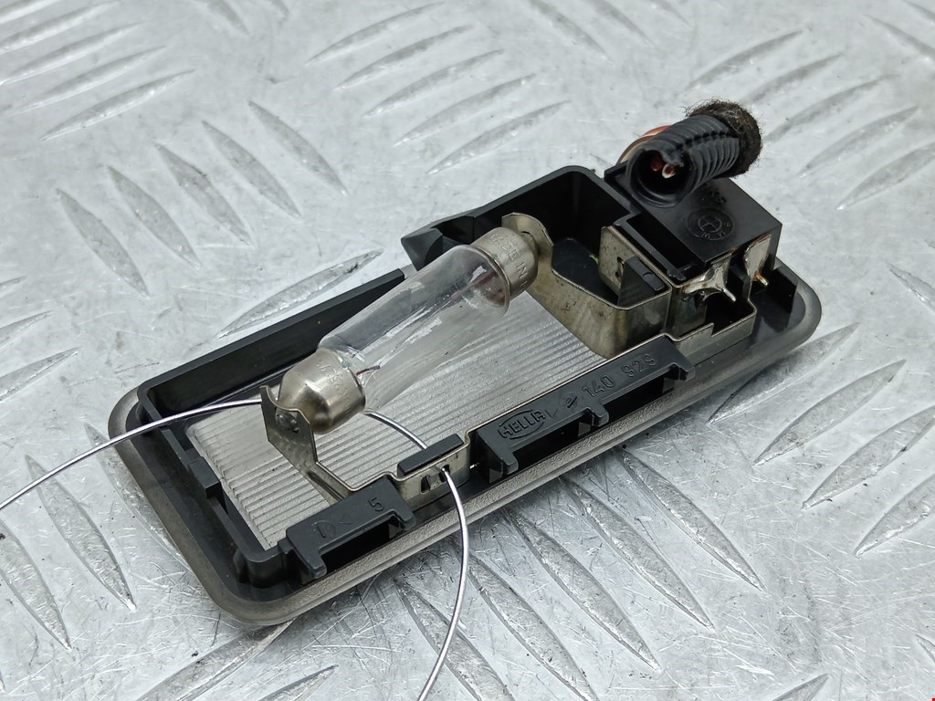 Плафон салонный (салона фонарь) BMW X3 E83 2003-2010