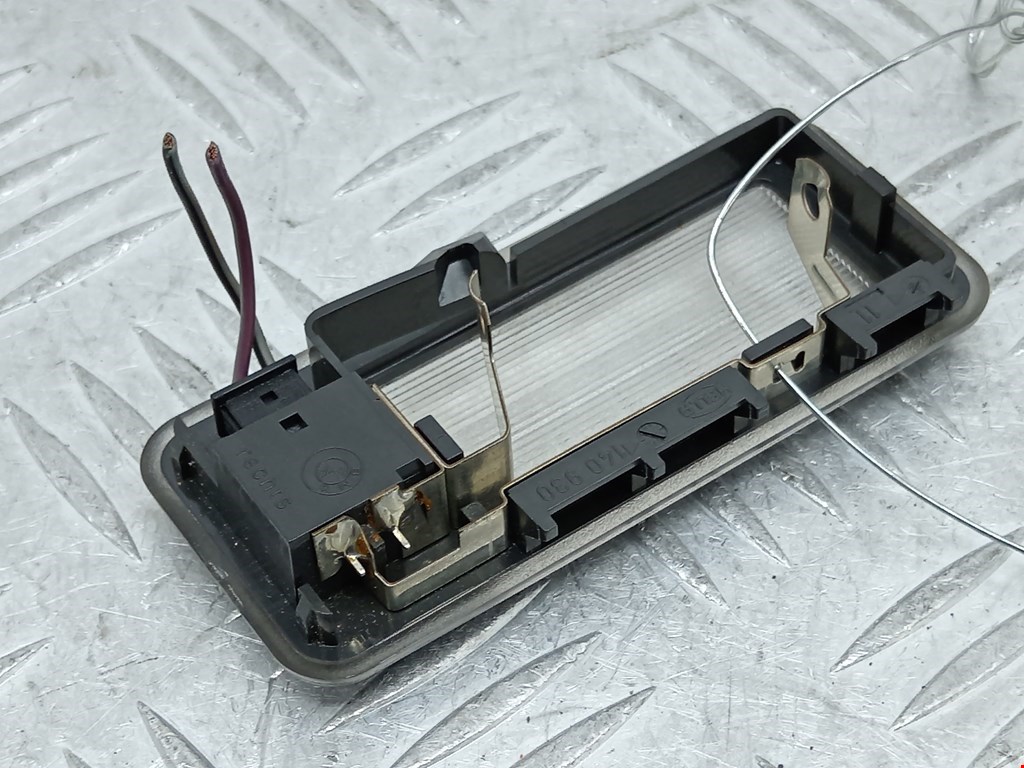 Плафон салонный (салона фонарь) BMW X3 E83 2003-2010